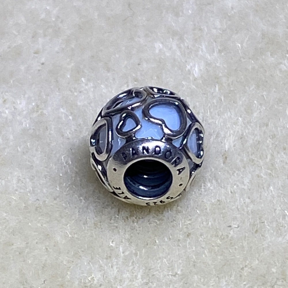 Authentic Pandora Love Cerise Crystal White 792036 - Picture 9 of 11